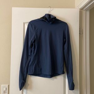 Under Armour: Women’s Blue gray, neck high long sleeve, Size: M